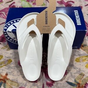 Birkenstock Women’s Honolulu EVA Classic White Flip Flops